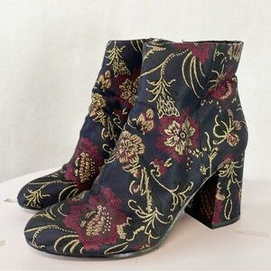 Antonio‎ Melani Breeah Floral Jacquard Womens 7M Ankle Boots Pull On Embroidery